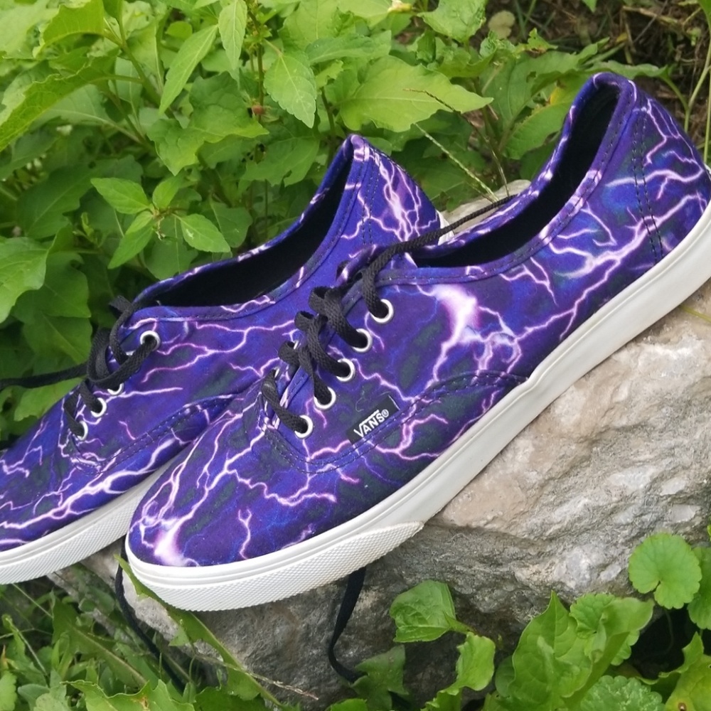 Van's Womens size 9 Mens size 7.5